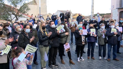 Concentración en Traspinedo en recuerdo de Esther López, el pasado día 13.