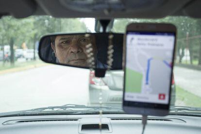 Un conductor de Uber, en Puebla.