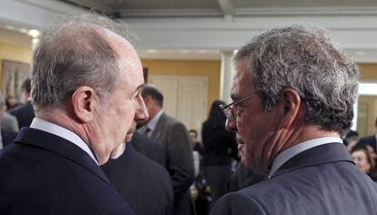 Rato y Alierta, en un acto en La Moncloa en enero de 2011.