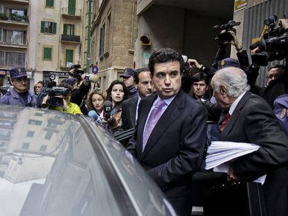 El expresidente de Baleares Jaume Matas, a su salida de los juzgados de Palma de Mallorca, en una foto de 2019.