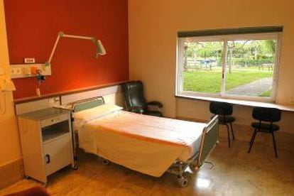 Una habitación del hospital Virgen de la Poveda.