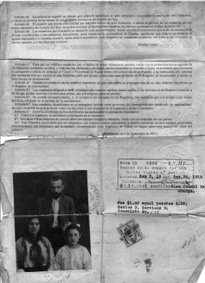 Pasaporte de Aquilino Barrachina con su mujer María Sastre y su hija Maria Amparo familia barrachina-info tv
