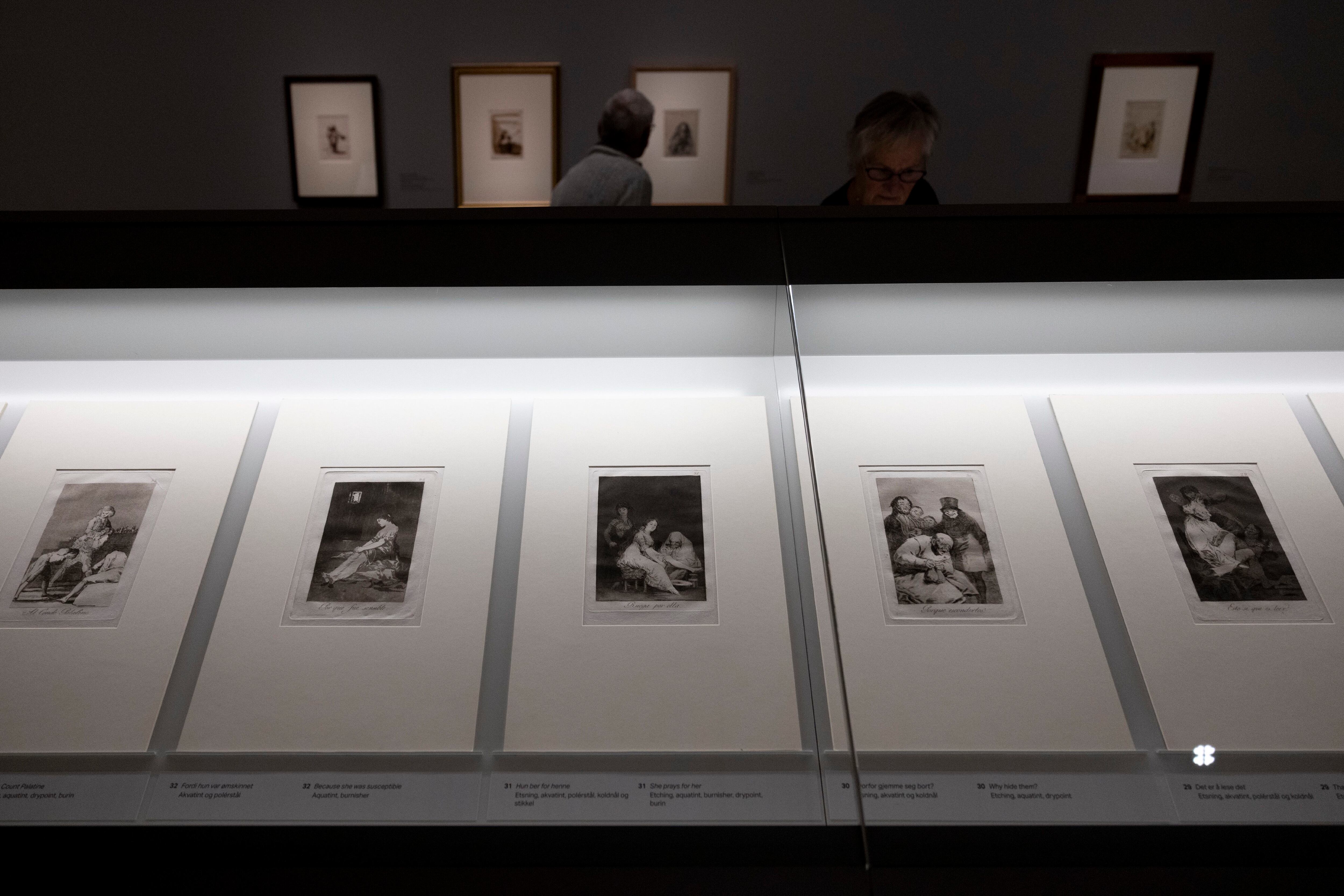 Grabados de Goya en la exposición 'Goya y Munch: Profecías modernas' en Museo Munch en Oslo, el 6 de diciembre de 2023.