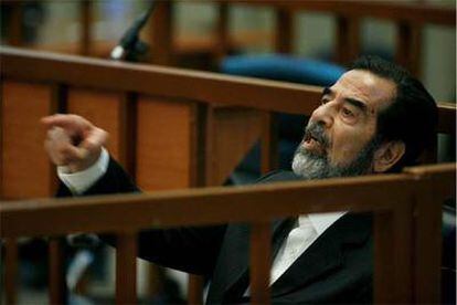 El ex dictador iraquí ha desafiado al tribunal iraquí que lo juzga en Bagdad.