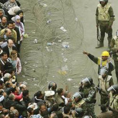 Los manifestantes egipcios reunidos en la plaza de Tahrir