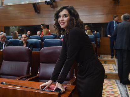 La presidenta de la Comunidad de Madrid, Isabel Díaz Ayuso, en el pleno de la Asamblea de Madrid, este jueves.