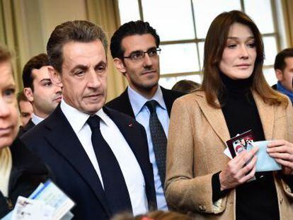 El expresidente franc&eacute;s, Nicolas Sarkozy, el pasado domingo en Par&iacute;s durante la segunda vuelta de las elecciones regionales.