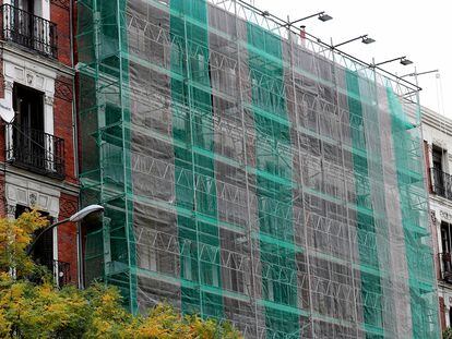 Rehabilitación de un edificio en el centro de Madrid, el pasado noviembre.