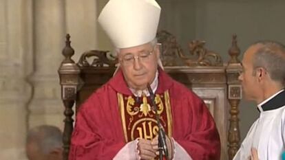 El obispo de Alcalá de Henares, Juan Antonio Reig Pla, durante la homilía del Viernes Santo en 2019.