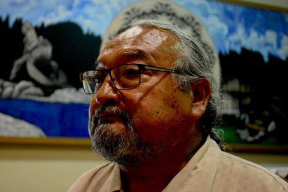 David Gensaw es vicepresidente del Gobierno yurok, que en muchos aspectos funciona como una nación dentro de una nación, con sus propias reglas, incluso su propia justicia.
