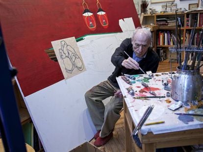 Eduardo Arroyo, en su estudio de Madrid.