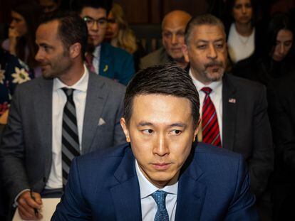El CEO de TikTok, Shou Zi, durante su comparecencia ante la Cámara de Representantes de EEUU.