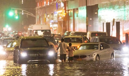 Los coletazos de la tormenta tropical &#39;Ida&#39; dejan al menos nueve muertos en Nueva York y Nueva Jersey | Internacional | EL PAÍS