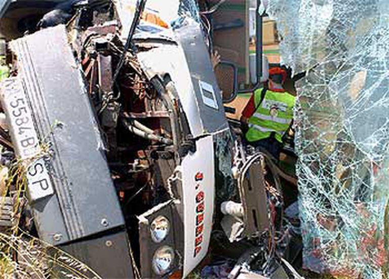 Dos Accidentes De Trafico Dejan Seis Muertos Y 31 Heridos En Navarra Actualidad El Pais