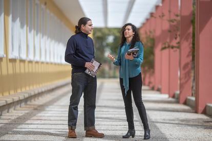 Santiago Rodríguez-Rubio y Nuria Fernández, autores del ensayo 'Detección y tratamiento de errores y erratas: un diagnóstico para el siglo XXI'.