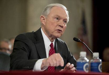 El fiscal general Jeff Sessions, durante las audiencias de confirmaci&oacute;n del pasado enero. 