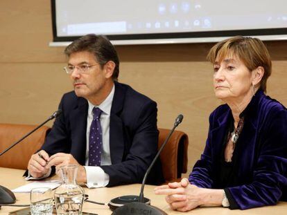 Rafael Catalá y Victoria Ortega en el Pleno del Consejo General de la Abogacía Española