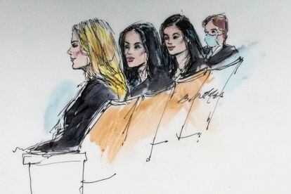 Boceto de las hermanas Kardashian en una vista del juicio, el pasado 19 de abril.