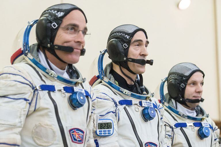 La tripulación de la expedición 63 a la ISS pasará un mes en cuarentena.