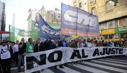 Sindicatos argentinos se preparan para su segunda huelga.