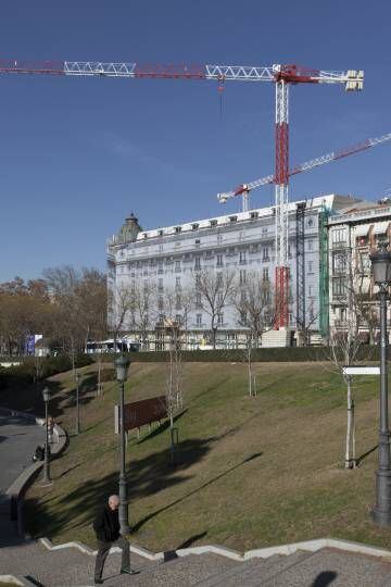 Vista del Hotel Ritz en obras.