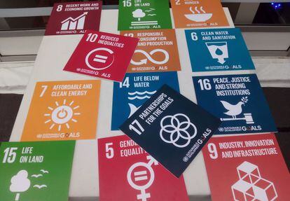 Carteles de los ODS en las instalaciones de la ONU en Nueva York.