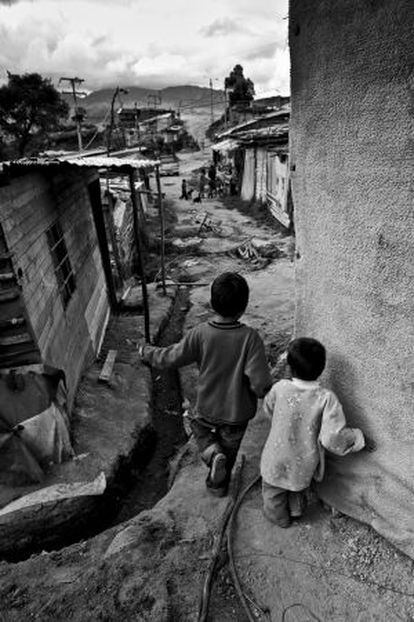 Menores desplazados por la violencia en Ciudad Bolívar, en el sur de Bogotá.