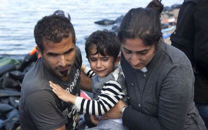 Refugiados sirios, este domingo en Grecia.