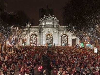 Imagen de archivo de los corredores de la San Silvestre vallecana.