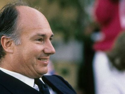 Karim Aga Khan IV, en Porto Cervo en 1986.