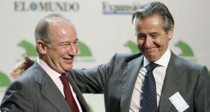 Los expresidentes de Caja Madrid, Miguel Blesa (dcha) y Rodrigo Rato.