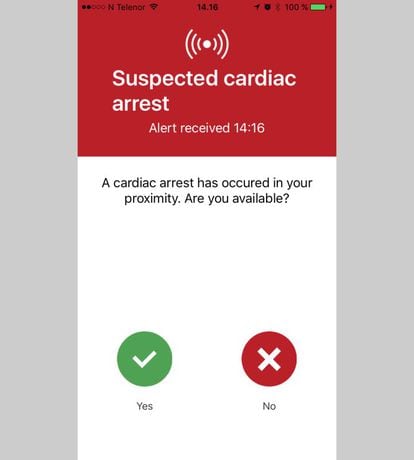 El sistema de aviso es similar al de la aplicación estadounidense. El usuario de la app (se la han descargado 25.000 personas) recibe una notificación desde los servicios de emergencia. La persona puede marcar el botón verde para anunciar que acudirá o rechazar la petición de auxilio.