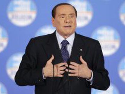 Berlusconi es condenado por fraude fiscal, pero ve aplazada su inhabilitación