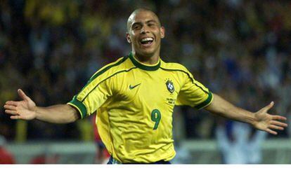Ronaldo, celebrando un gol en el Brasil-Ghana de octavos de final del Mundial de Fútbol de Alemania 2006, el último que disputó el Fenómeno.