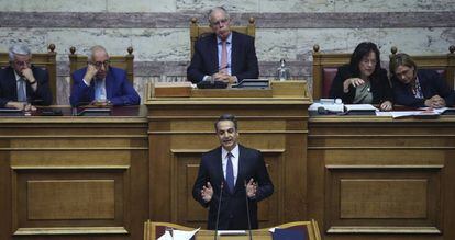 Kyriakos Mitsotakis, durante su intervención en el Parlamento griego, este sábado.