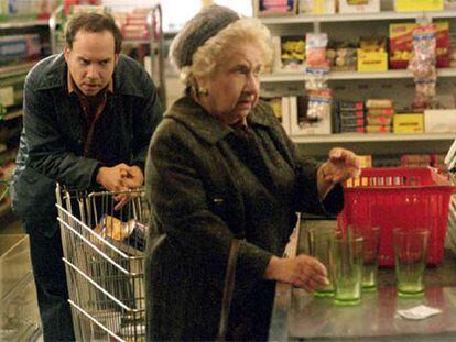 Paul Giamatti y Sylvia Kauders, en <i>American splendor.<i>