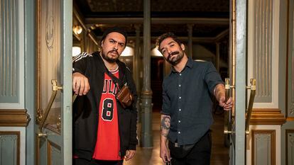 El dúo musical mexicano 'Daniel, me estas matando', compuesto por Daniel Zepeda e Iván de la Rioja, en el Teatro Lara de Madrid.