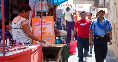 El 60% de los mexicanos está empleado en la informalidad.