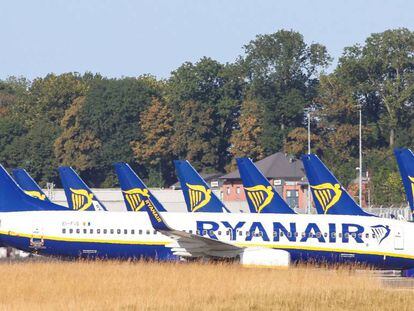 Aviones de la aerolínea Ryanair.