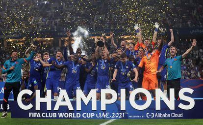 Los jugadores del Chelsea celebran la conquista del Mundial de Clubes
