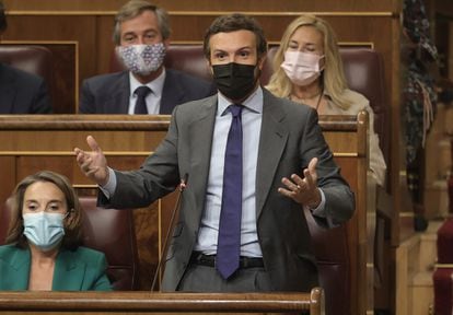 El líder del PP, Pablo Casado, interviene en la sesión de control al Gobierno en el Congreso, el pasado miércoles.