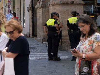Agentes de la policía local de Sevilla.