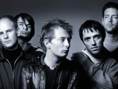 Phil Selway, Jonny Greenwood, Thom Yorke, Colin Greenwood, Ed O'Brien, es decir: Radiohead.