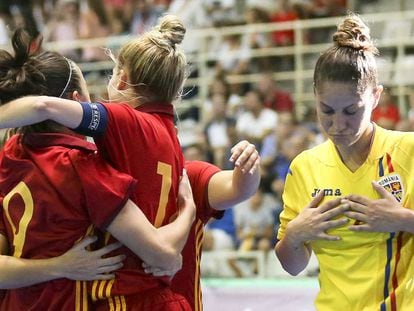 Fútbol sala femenino: el España - Rumanía, en imágenes