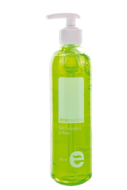 Gel de aloe vera de Ecoceutics compuesto por aloe al 100%. Calma, refresca, alivia quemaduras o picaduras de mosquito, cicatriza... Un must en cada tocador que en estos días tan calurosos puede ser un gran alivio. Cuesta 9,05 euros.