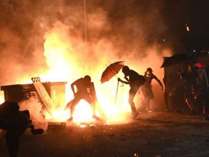 La crisis de la ciudad se agrava tras dos días consecutivos de enfrentamientos generalizados entre policía y manifestantes