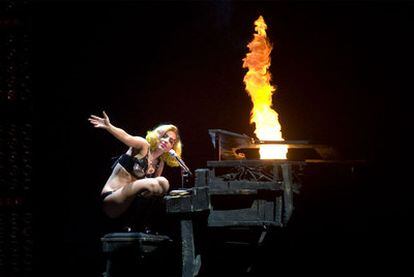 Lady Gaga, durante un reciente 'show' en Toronto.
