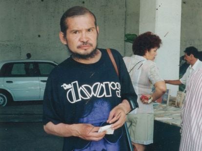 El poeta mexicano Mario Santiago Papasquiaro, en una imagen de archivo.