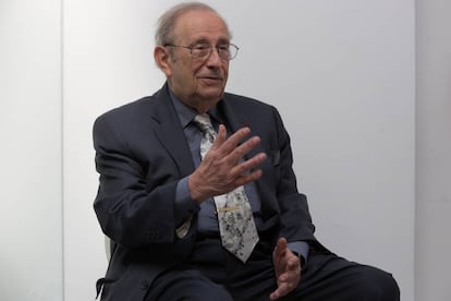 El vacunólogo Stanley Plotkin el 22 de mayo en Madrid.