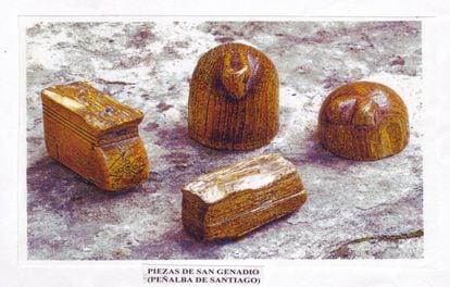 Las cuatro piezas de San Genadio, del siglo IX, guardadas en un lugar de la comarca de El Bierzo (León).